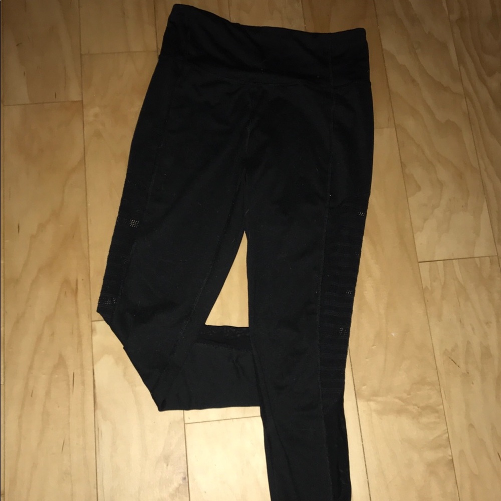 Black workout leggings